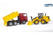 Speelgoedauto - Bruder MAN TGA Construction truck and articulated road loader FR 130 - BR2752