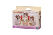 Pop, teddybeer en materiaal - Sylvanian Families Families woonkamer - SYLVAN-4464