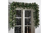 Decoratie - NORDIC WINTER Artificial spruce garland 270 cm with lights - 780-012