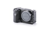 Diversen - Tilta L-Bracket Mounting Plate for Sony ZV-E10 - Black - TA-T56-LMP-B