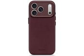 Mobiel - Covers & Cases - Decoded - Leather Backcover for iPhone 17 Pro  - Dark Ruby - D26IPO17PBC1DY