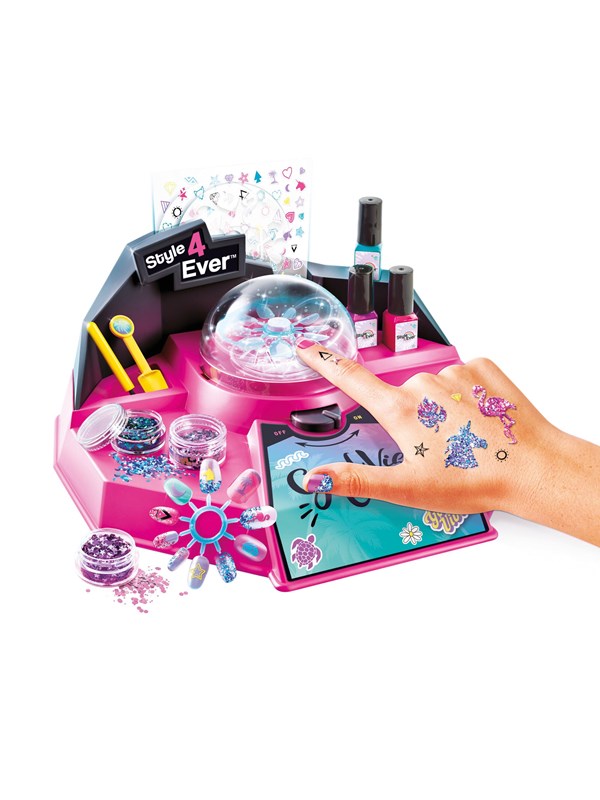 Style 4 Ever Glitter Nagels en Tattoosalon