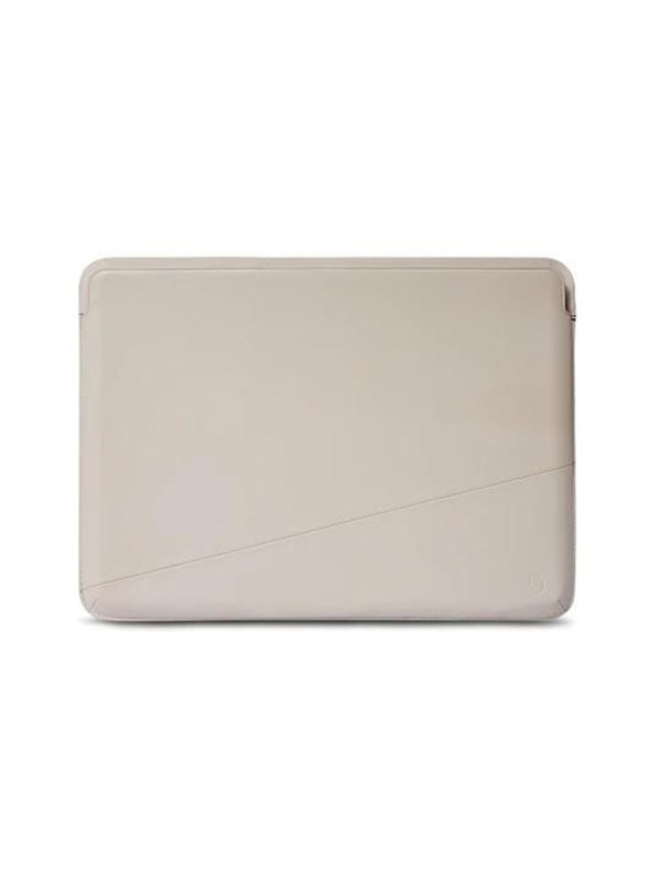 Decoded Leather Frame Sleeve for Macbook 16 inch Clay
