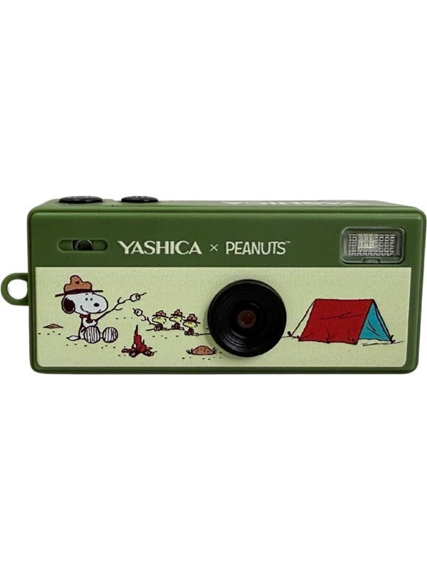 Yashica Funtastic Keychain Camera - Snoopy's Summit