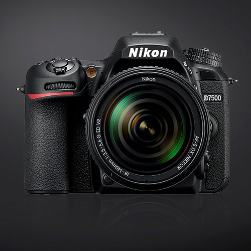 Nikon DSLR camera’s